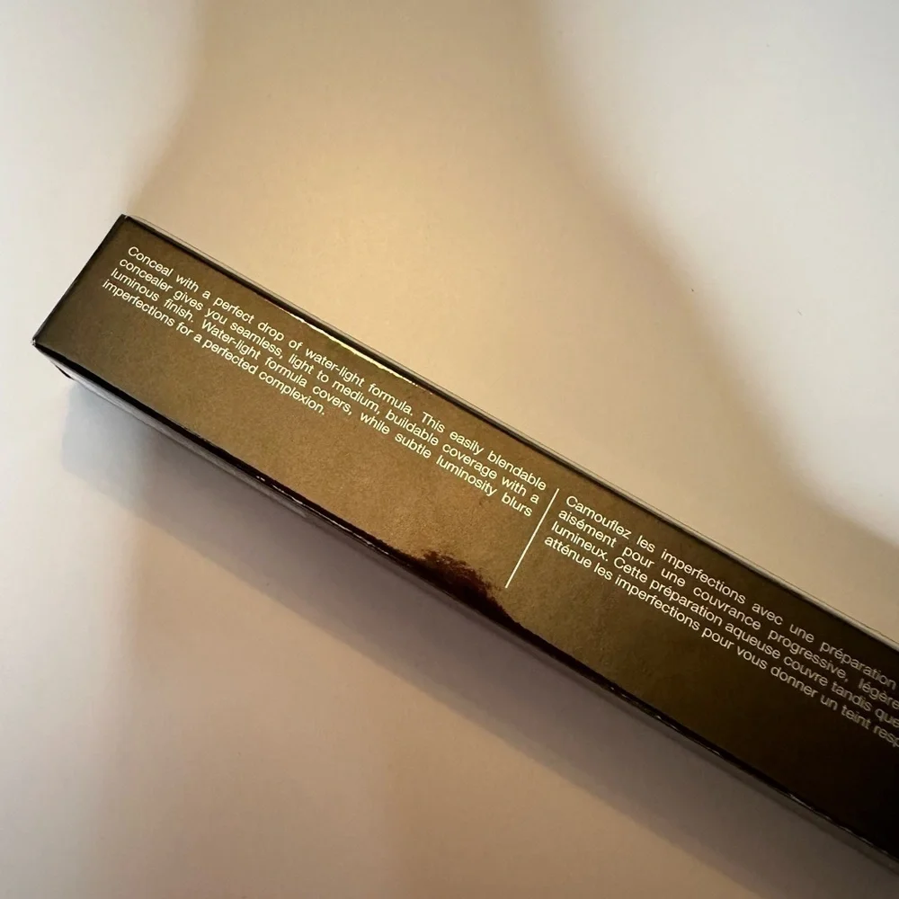 Becca Aqua Luminous Perfecting Concealer - Porcelain - NIB